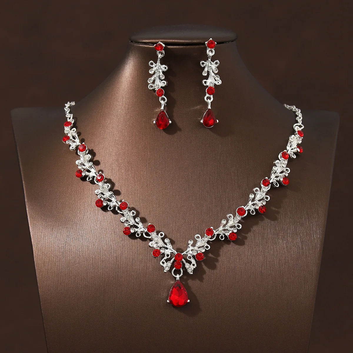 Rhinestone inset bride necklace