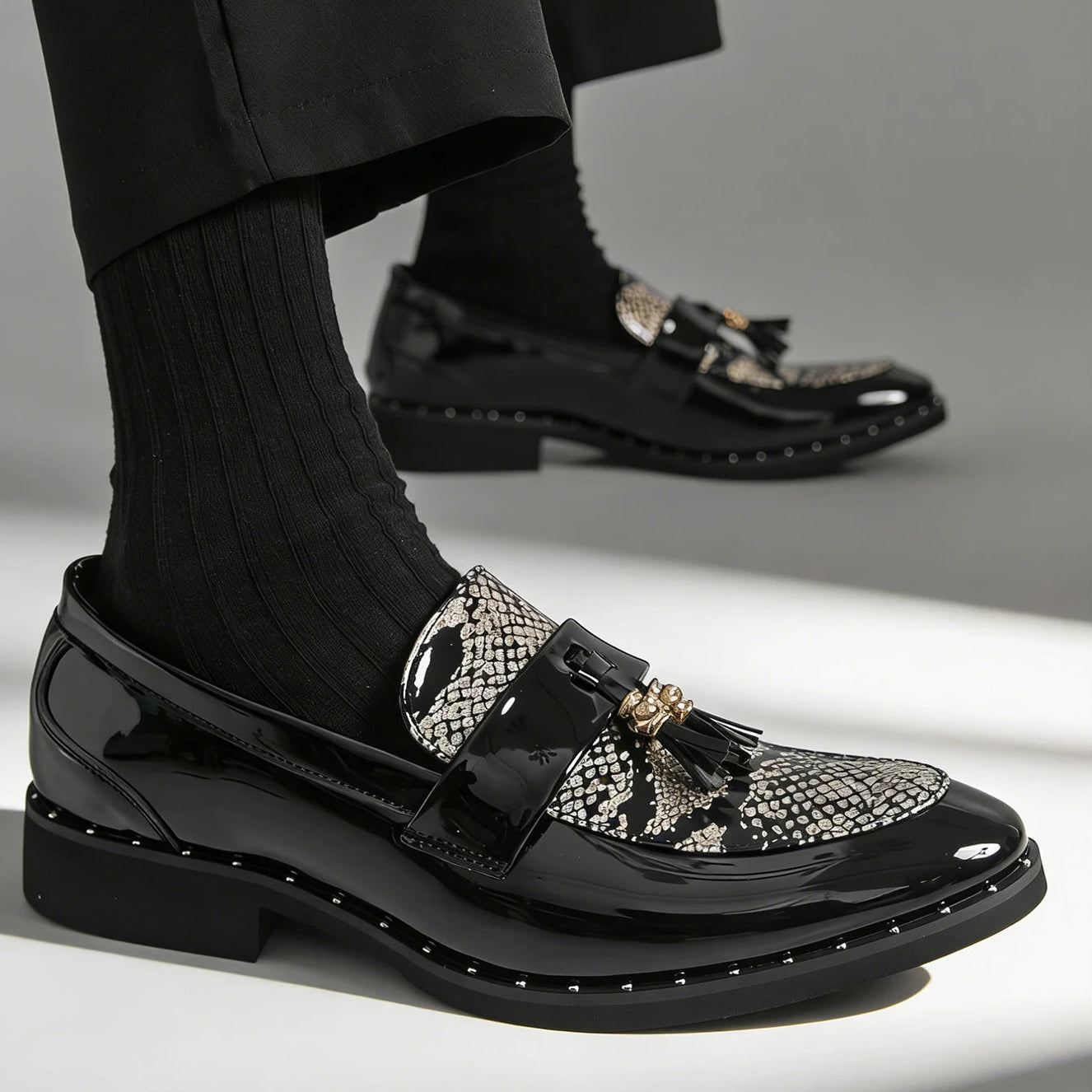 Slip-On Pointed Toe Patent Leather Shoes