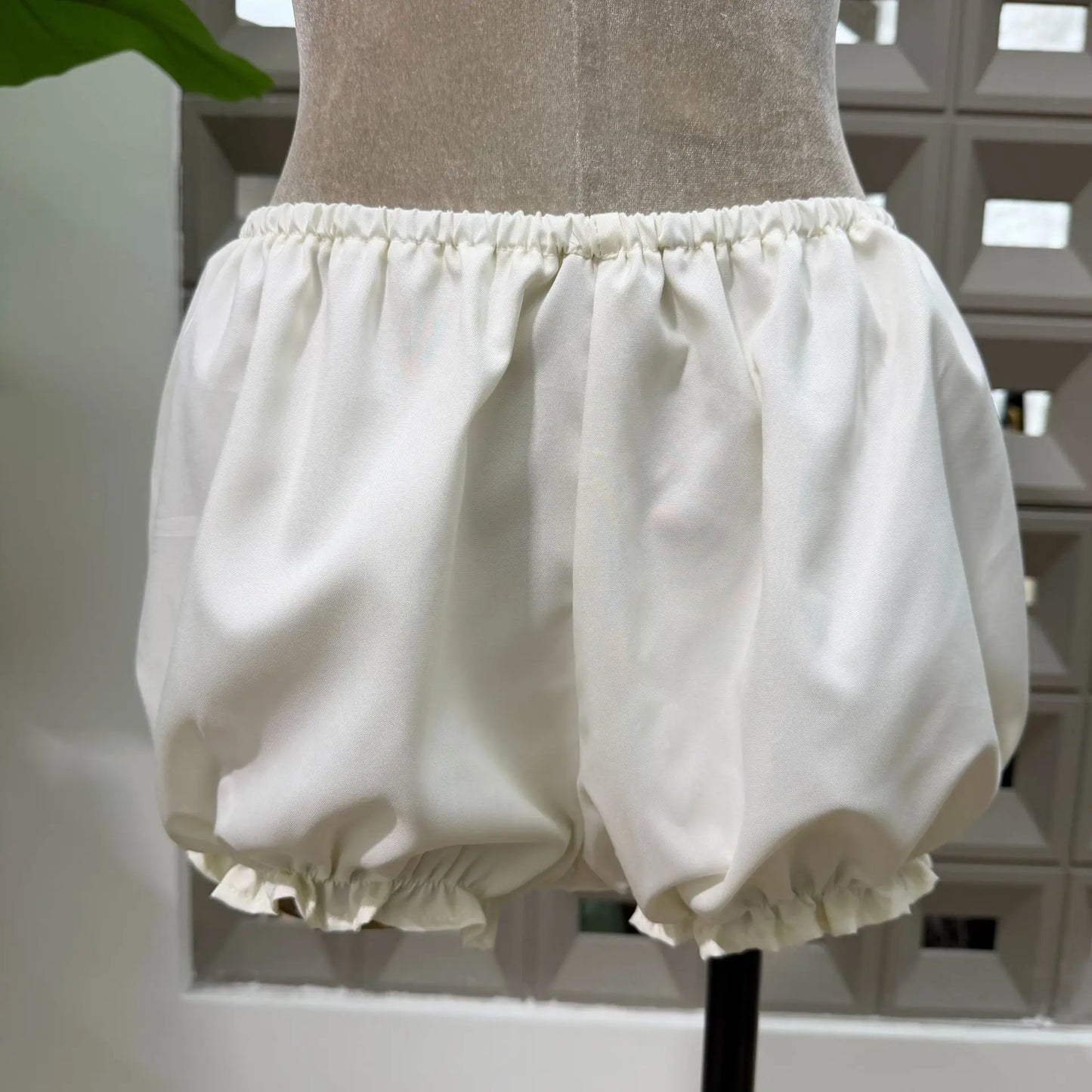 Corset Ball Gown Elegant Lace Peplum Strapless Dress