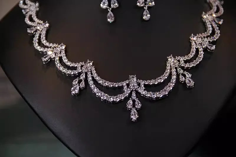 luxe zircon Necklace
