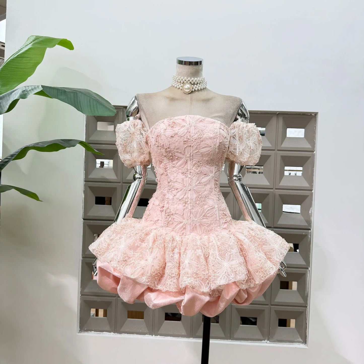 Corset Ball Gown Elegant Lace Peplum Strapless Dress