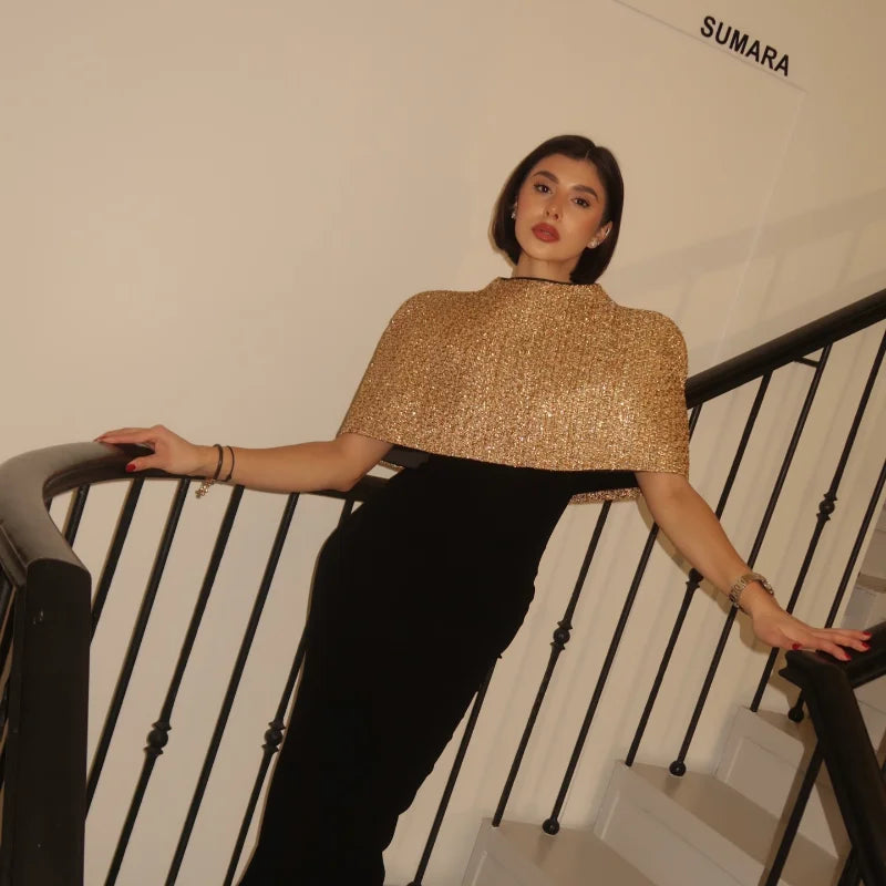 Capelet Shiny Tweed Shoulder Top