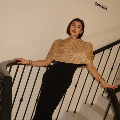 Capelet Shiny Tweed Shoulder Top