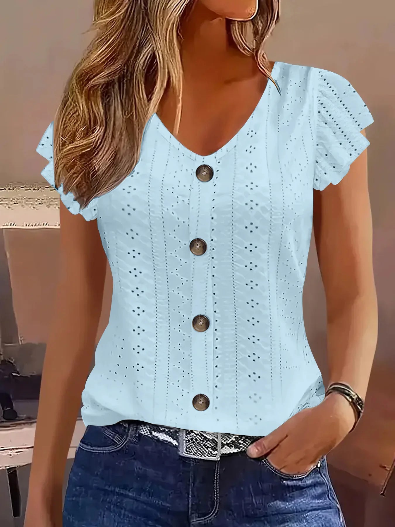 Ruffle sleeve V-neck T-shirt