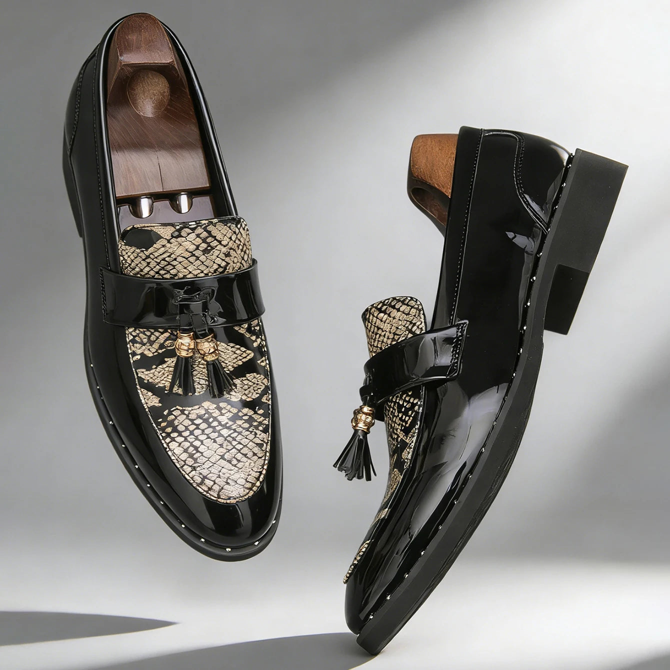 Slip-On Pointed Toe Patent Leather Shoes