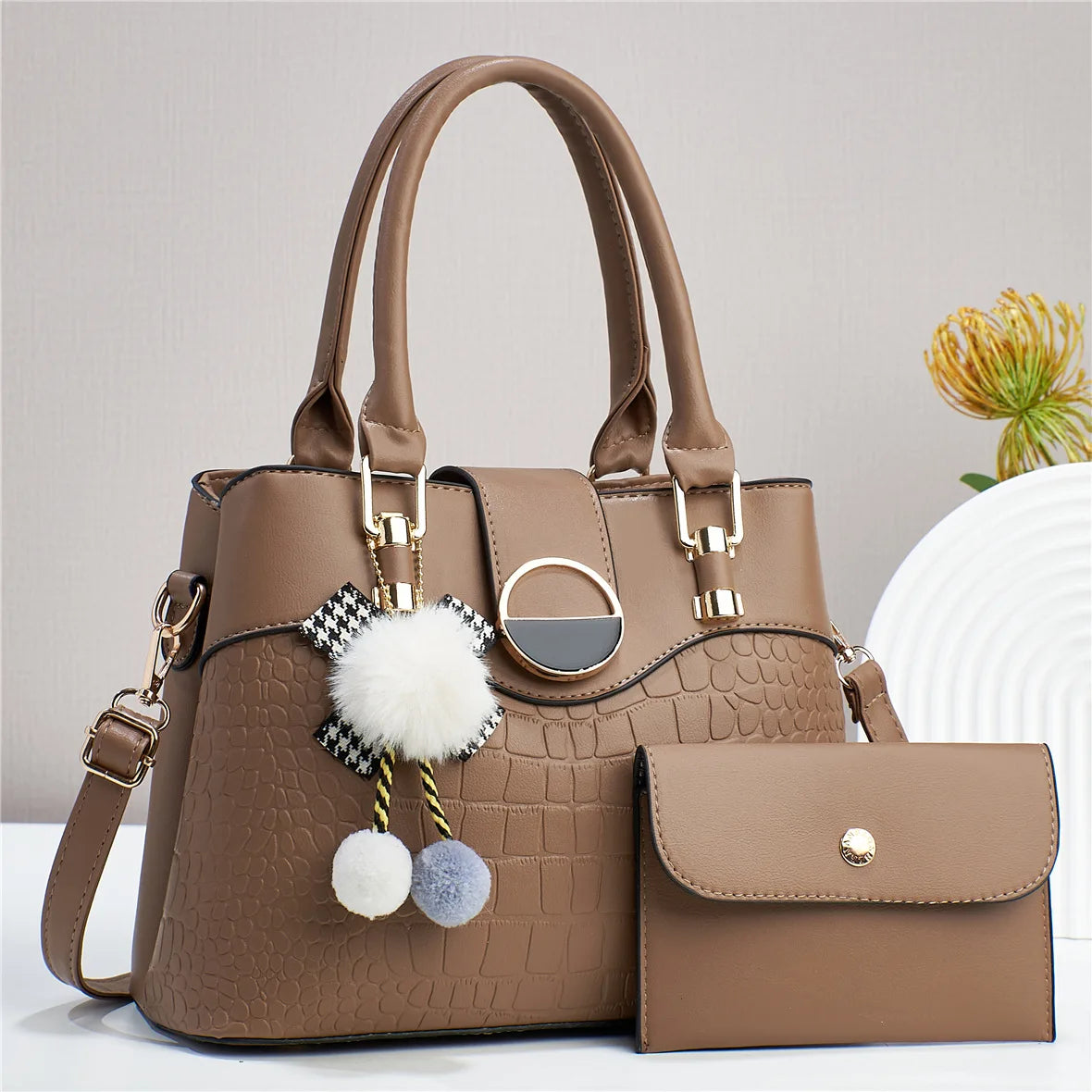 Exquisite Women Commuting Shoulder Underarm Bag