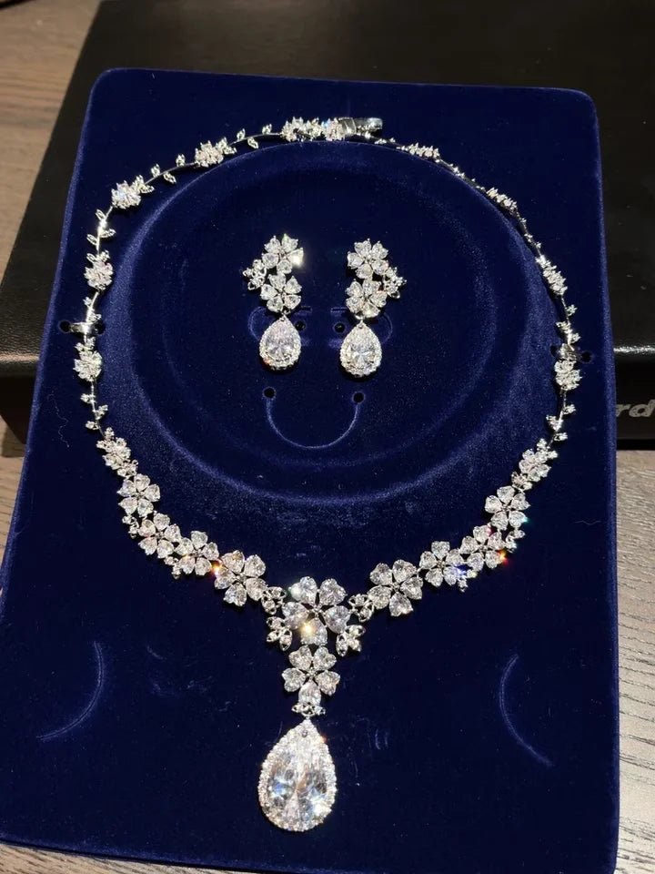 luxe zircon Necklace