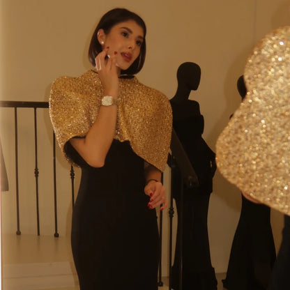 Capelet Shiny Tweed Shoulder Top