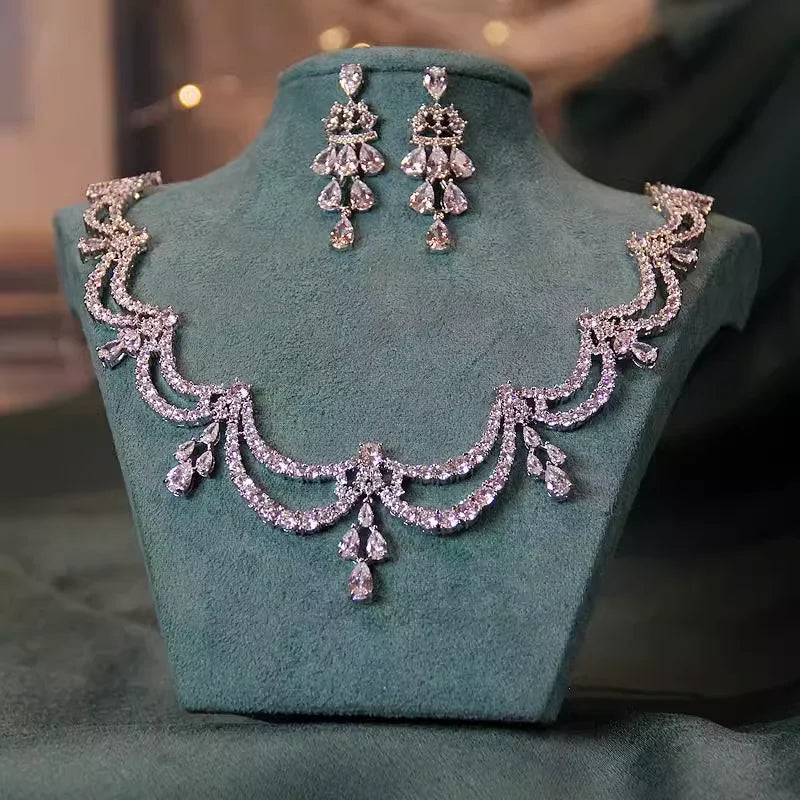luxe zircon Necklace