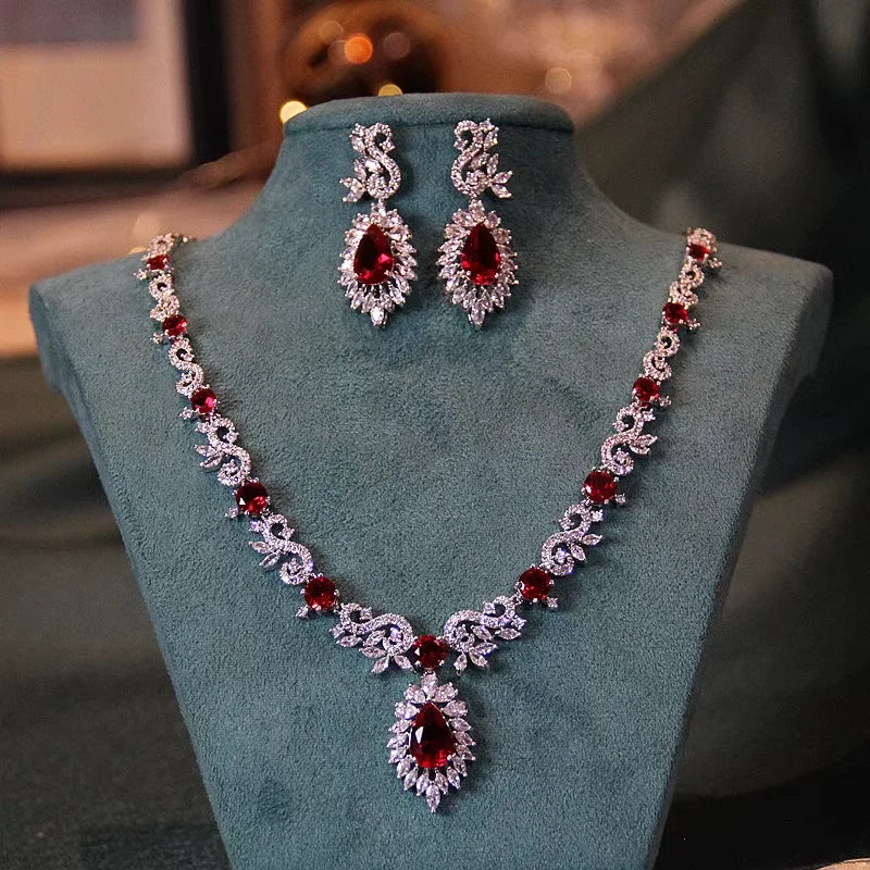 luxe zircon Necklace