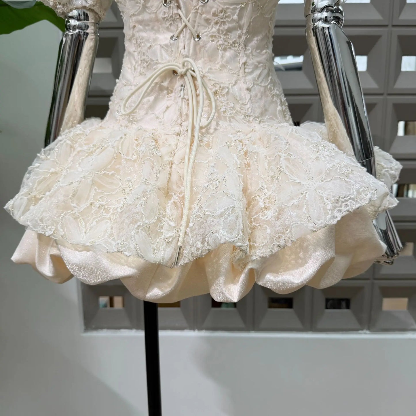 Corset Ball Gown Elegant Lace Peplum Strapless Dress