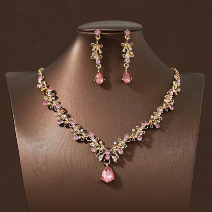 Rhinestone inset bride necklace