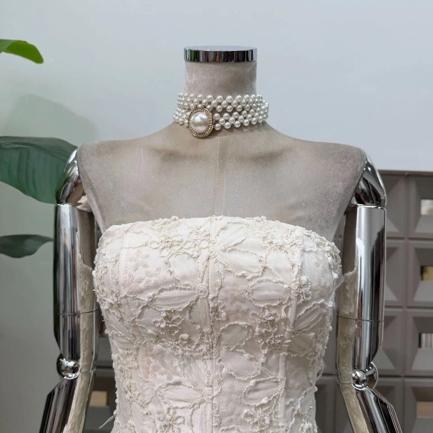 Corset Ball Gown Elegant Lace Peplum Strapless Dress