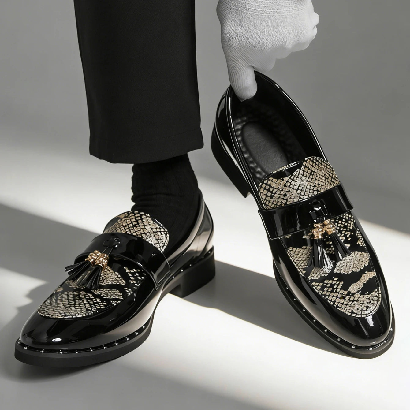 Slip-On Pointed Toe Patent Leather Shoes