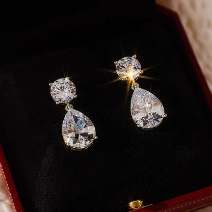 Pear Cut Moissanite Diamond Drop Earring for Women