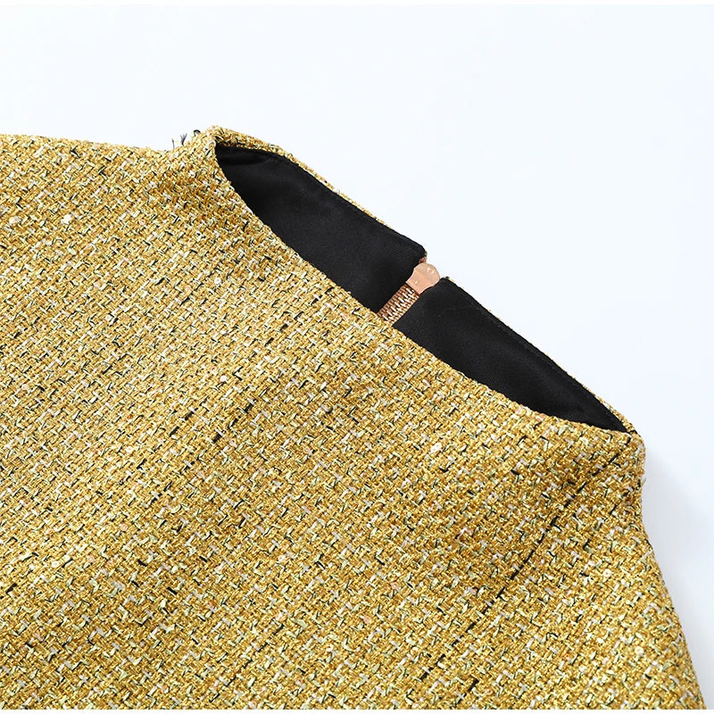 Capelet Shiny Tweed Shoulder Top