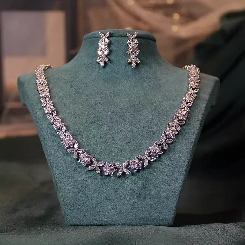 luxe zircon Necklace