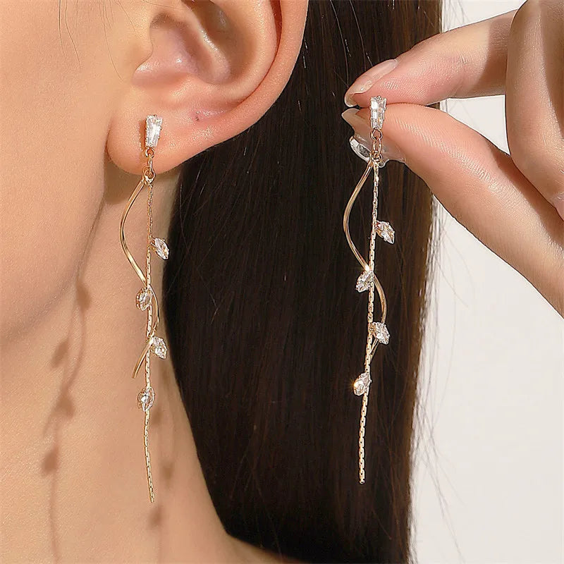Rose Gold Color Zircon Crystal Threader Earing
