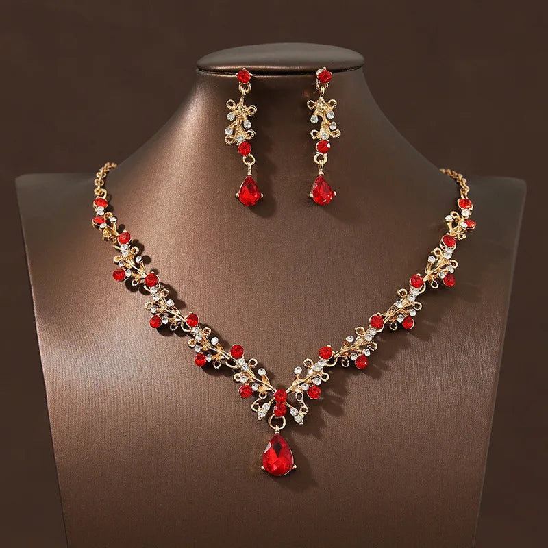 Rhinestone inset bride necklace