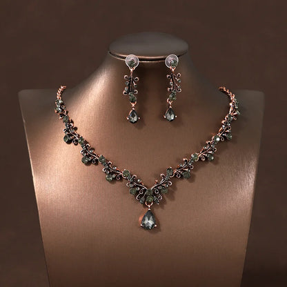 Rhinestone inset bride necklace
