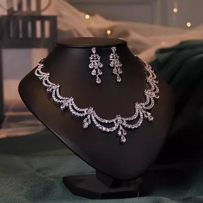 luxe zircon Necklace
