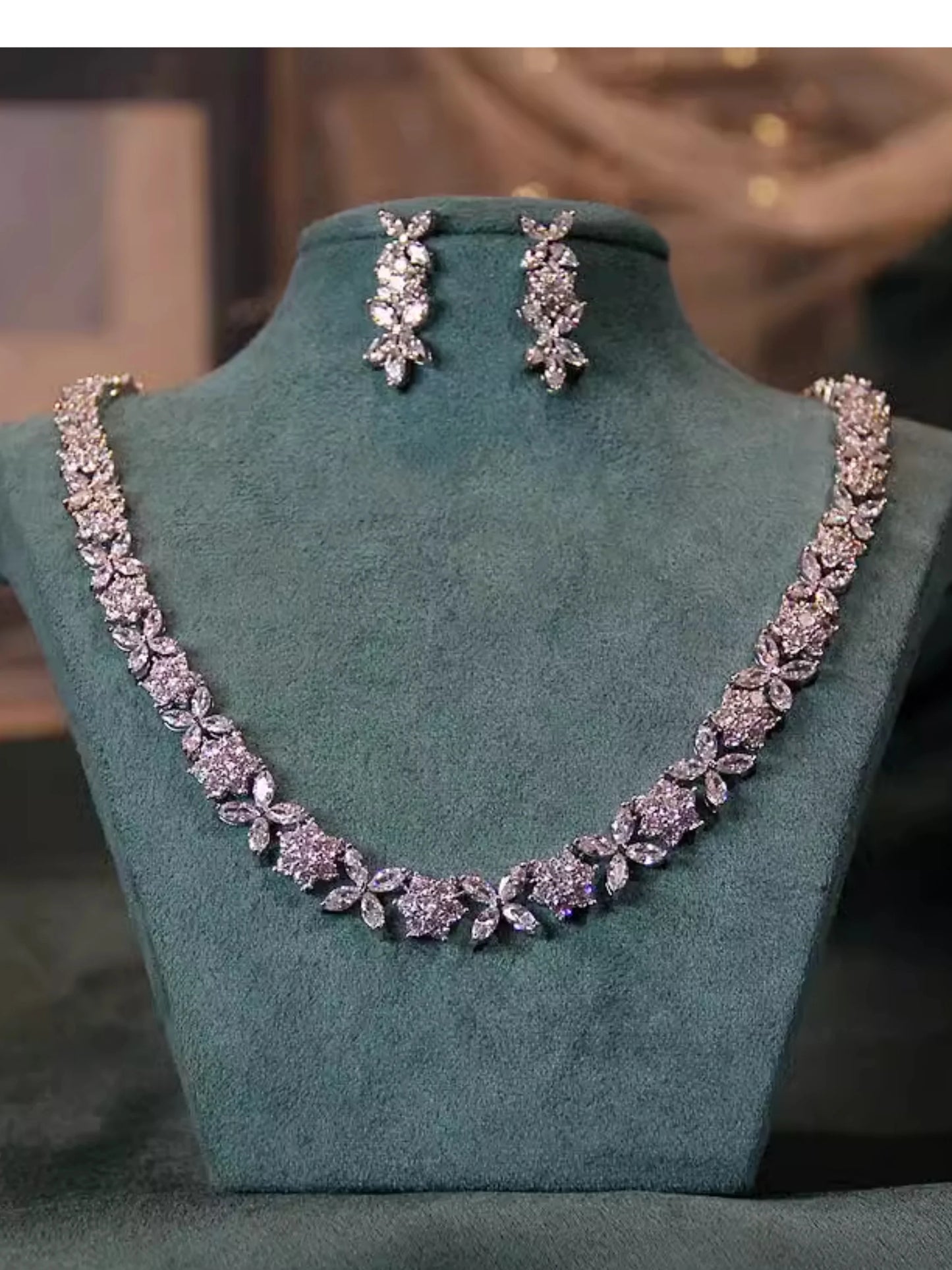 luxe zircon Necklace