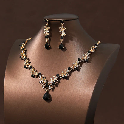 Rhinestone inset bride necklace